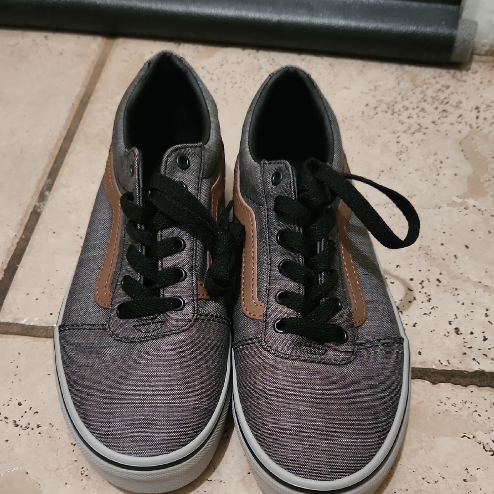 Vans Gray and Brown Sneakers with Textured Canvas